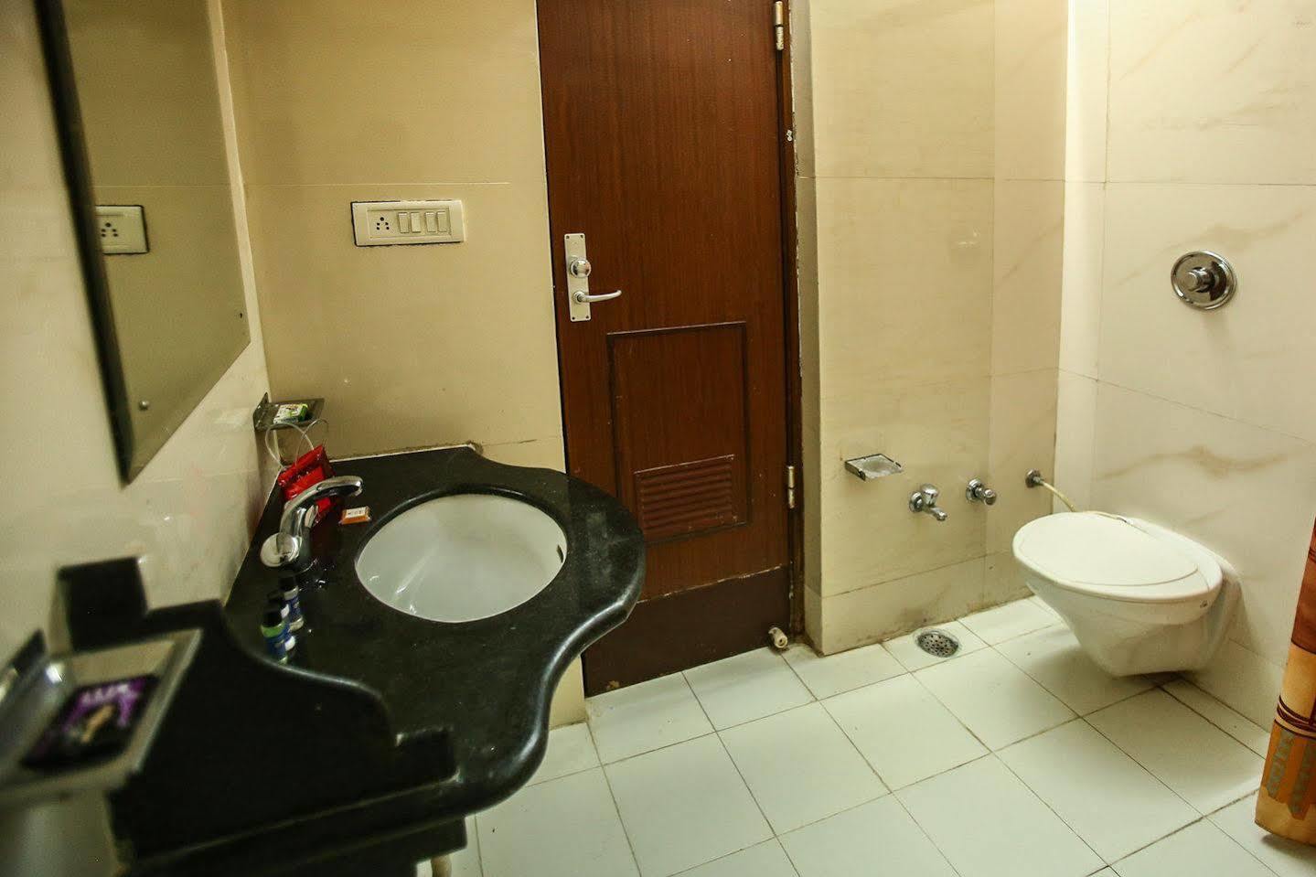 Oyo 9900 Hotel Pioneer Plaza Jodhpur  Exterior foto