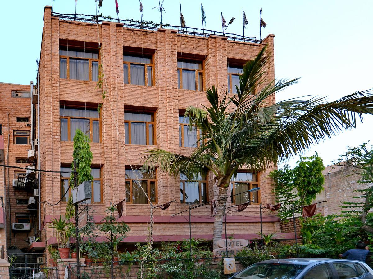 Oyo 9900 Hotel Pioneer Plaza Jodhpur  Exterior foto